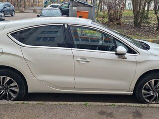 2012 Citroen DS4, белый, 630000 рублей, вид 3