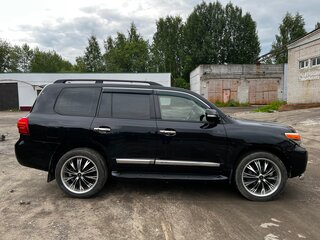 2013 Toyota Land Cruiser 200 Series Рестайлинг 1, чёрный, 3650000 рублей, вид 2