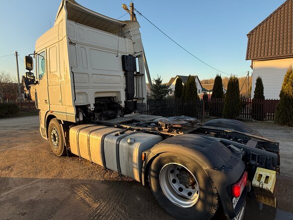2018 DAF XF 105, белый, 6100000 рублей - вид 1