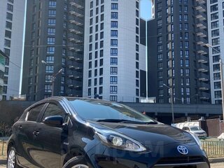 2017 Toyota Aqua I Рестайлинг 2, чёрный, 1190000 рублей, вид 4