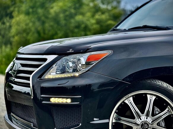 2015 Lexus LX 570 III Рестайлинг, чёрный, 5600000 рублей - вид 17