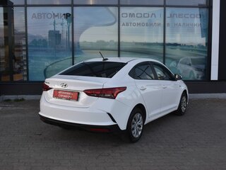 2021 Hyundai Solaris II Рестайлинг, белый, 1550000 рублей, вид 5