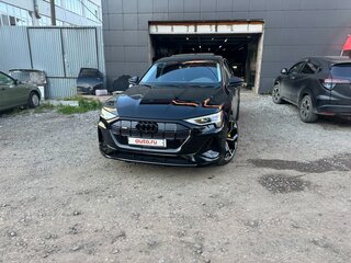 2021 Audi e-tron Sportback 55 I, чёрный, 6000000 рублей, вид 4