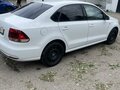 2016 Volkswagen Polo V Рестайлинг, белый, 1350000 рублей - вид 1