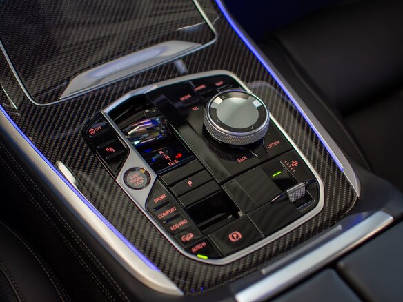 2022 BMW X7 M60i I (G07) Рестайлинг, серый - вид 11