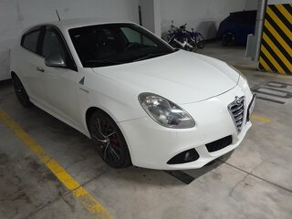2012 Alfa Romeo Giulietta III, белый, 1600000 рублей, вид 3