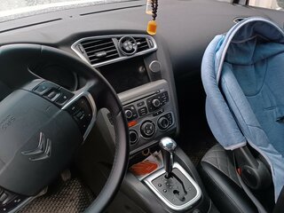 2011 Citroen C4 II, белый, 570000 рублей, вид 5