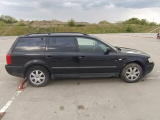 1998 Volkswagen Passat B5, чёрный, 320000 рублей, вид 2
