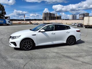 2019 Kia Optima IV Рестайлинг, белый, 2200000 рублей, вид 1