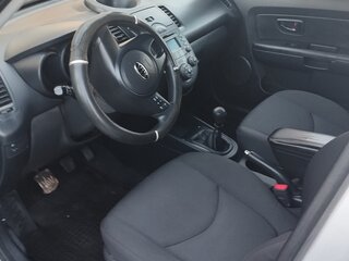 2011 Kia Soul I, серый, 615000 рублей, вид 5
