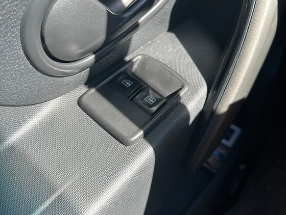 2020 Renault Logan Stepway II Рестайлинг, серый, 1200000 рублей - вид 9