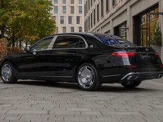 2025 Mercedes-Benz Maybach S-Класс 580 II (Z223), чёрный, 36100000 рублей, вид 5