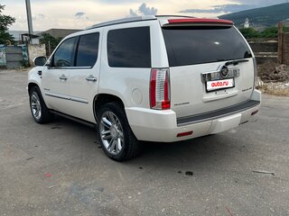 2012 Cadillac Escalade III, белый, 2200000 рублей, вид 3