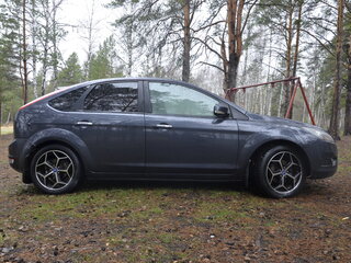2010 Ford Focus II Рестайлинг, серый, 740000 рублей, вид 2