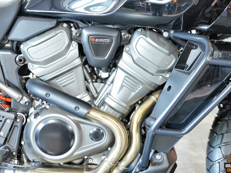 2022 Harley-Davidson Pan America, чёрный, 1890000 рублей, вид 4