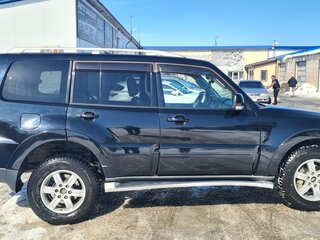 2008 Mitsubishi Pajero IV, чёрный, 1350000 рублей, вид 3