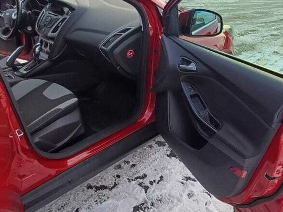 2012 Ford Focus III, красный, 857000 рублей - вид 22
