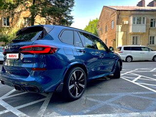 2020 BMW X5 30d IV (G05/G18), синий, 9000000 рублей, вид 4