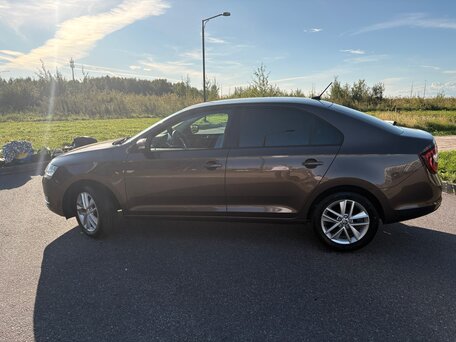 2019 Skoda Rapid I Рестайлинг, коричневый, 1350000 рублей, вид 4