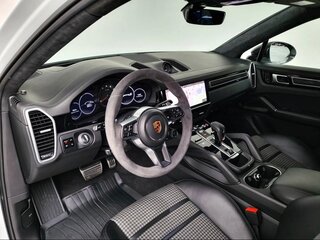 2020 Porsche Cayenne S Coupé III, белый, 9900000 рублей, вид 4