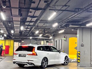 2019 Volvo V60 II, белый, 2800000 рублей, вид 4