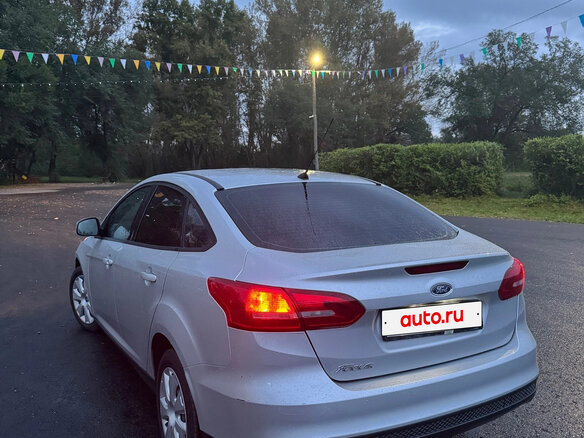 2016 Ford Focus III Рестайлинг, серебристый, 1150000 рублей - вид 10