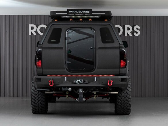 2014 Toyota Tundra CrewMax II Рестайлинг, чёрный - вид 4