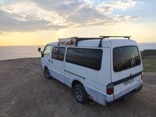 2001 Mazda Bongo Friendee I Рестайлинг, белый, 590000 рублей, вид 4