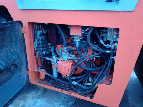 1999 Hamm DV Series, оранжевый, 3150000 рублей, вид 4