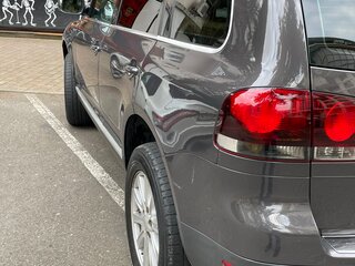2008 Volkswagen Touareg I Рестайлинг, чёрный, 1050000 рублей, вид 4