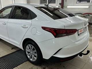 2020 Hyundai Solaris II, белый, 1700000 рублей, вид 4