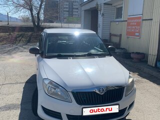 2013 Skoda Fabia II Рестайлинг, белый, 490000 рублей, вид 3