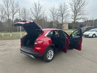 2020 Ford Escape IV, красный, 1380000 рублей, вид 5