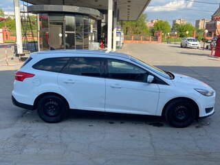 2017 Ford Focus III Рестайлинг, белый, 650000 рублей, вид 2