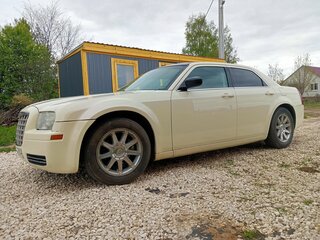 2009 Chrysler 300C I, бежевый, 1000000 рублей, вид 5