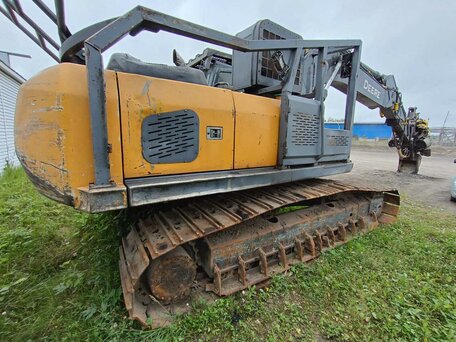 2016 John Deere E260LC, жёлтый, 8000000 рублей, вид 1