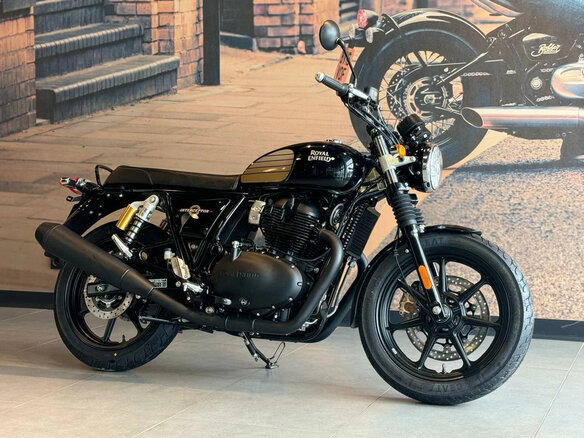 2026 Royal Enfield Interceptor 650, чёрный, 699000 рублей - вид 6