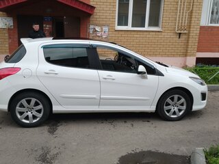 2012 Peugeot 308 I Рестайлинг, белый, 480000 рублей, вид 3