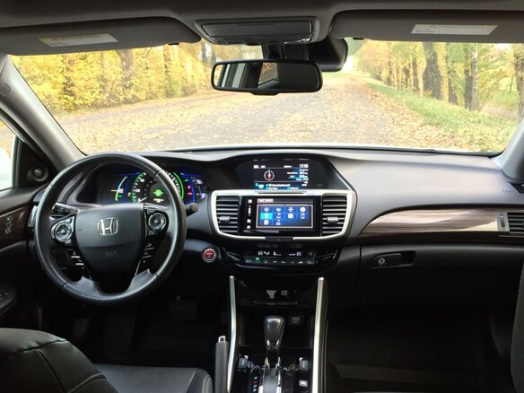 2016 Honda Accord IX Рестайлинг, белый, 1350000 рублей - вид 11