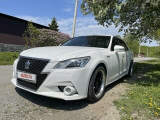 2014 Toyota Crown XIV (S210), белый, 2549000 рублей, вид 2