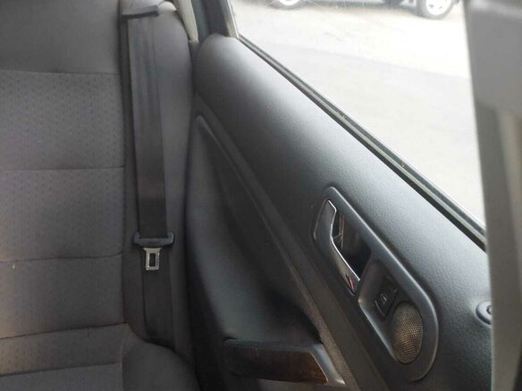 2004 Volkswagen Passat B5 Рестайлинг, чёрный, 390000 рублей - вид 6