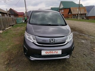 2016 Honda Stepwgn V, серый, 2100000 рублей, вид 1