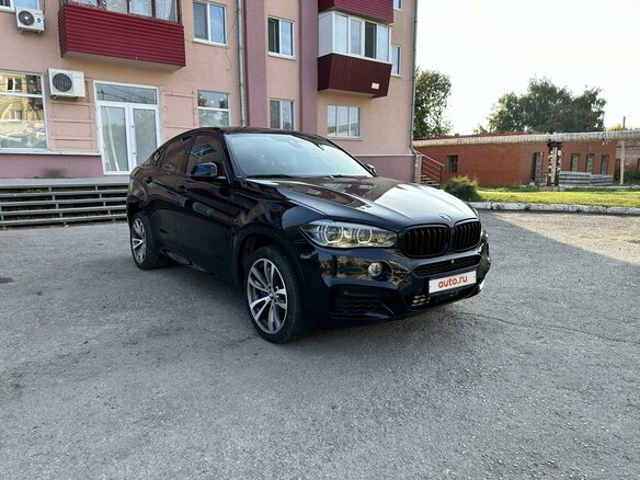 2015 BMW X6 50i II (F16), чёрный, 2100000 рублей - вид 4