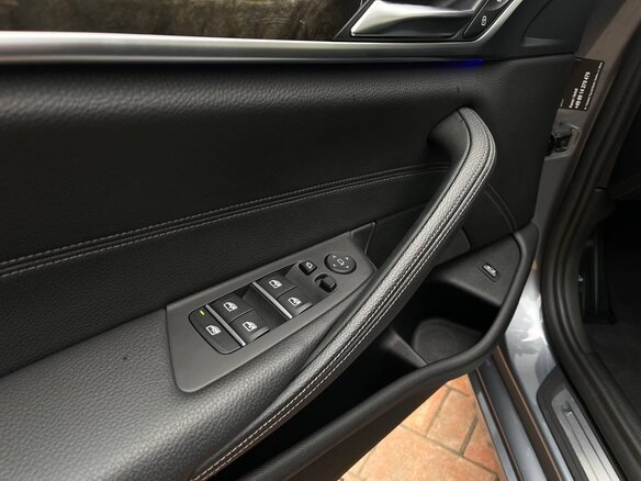 2019 BMW 5 серии 525d VII (G30/G31/G38), серый, 3100000 рублей - вид 14