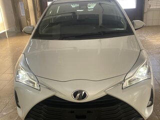 2019 Toyota Vitz III (XP130) Рестайлинг 2, белый, 1149000 рублей, вид 2