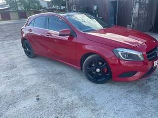 2013 Mercedes-Benz A-Класс 180 III (W176), красный, 1150000 рублей, вид 5