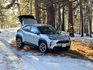 2021 Toyota Yaris Cross I, серебристый, 1950000 рублей, вид 3