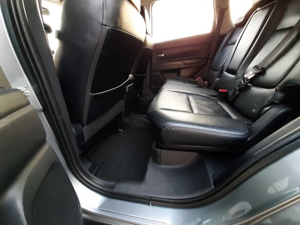 2012 Mitsubishi Outlander III, серый - вид 9