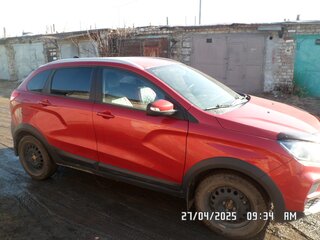 2019 Lada (ВАЗ) XRAY Cross I, красный, 1000000 рублей, вид 4