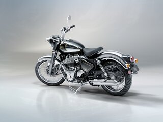2026 Royal Enfield Classic 650, чёрный, 723000 рублей, вид 4